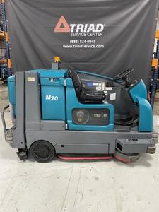 Tennant M20 Sweeper Scrubber